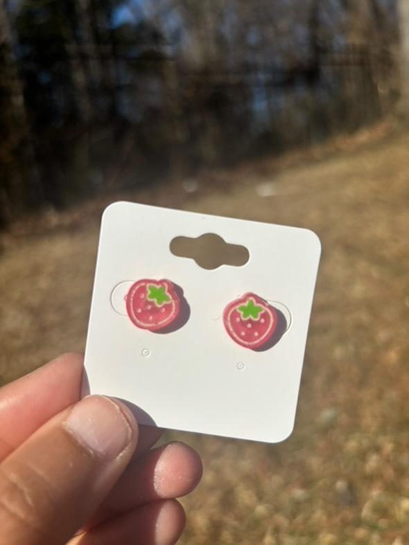 simple kawaii stud earrings. bear, strawberry, or butterfly